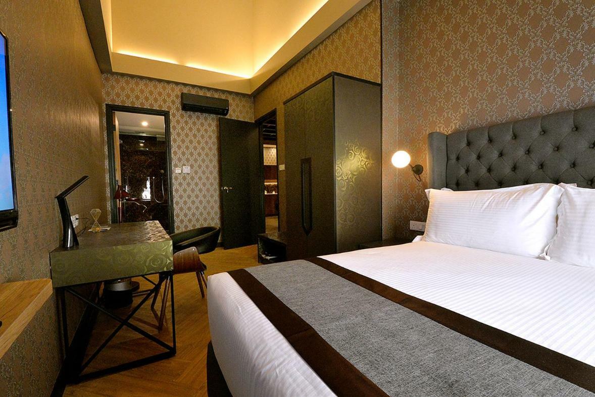 1969 Business Suites Bandar Botani, Ipoh Kültér fotó